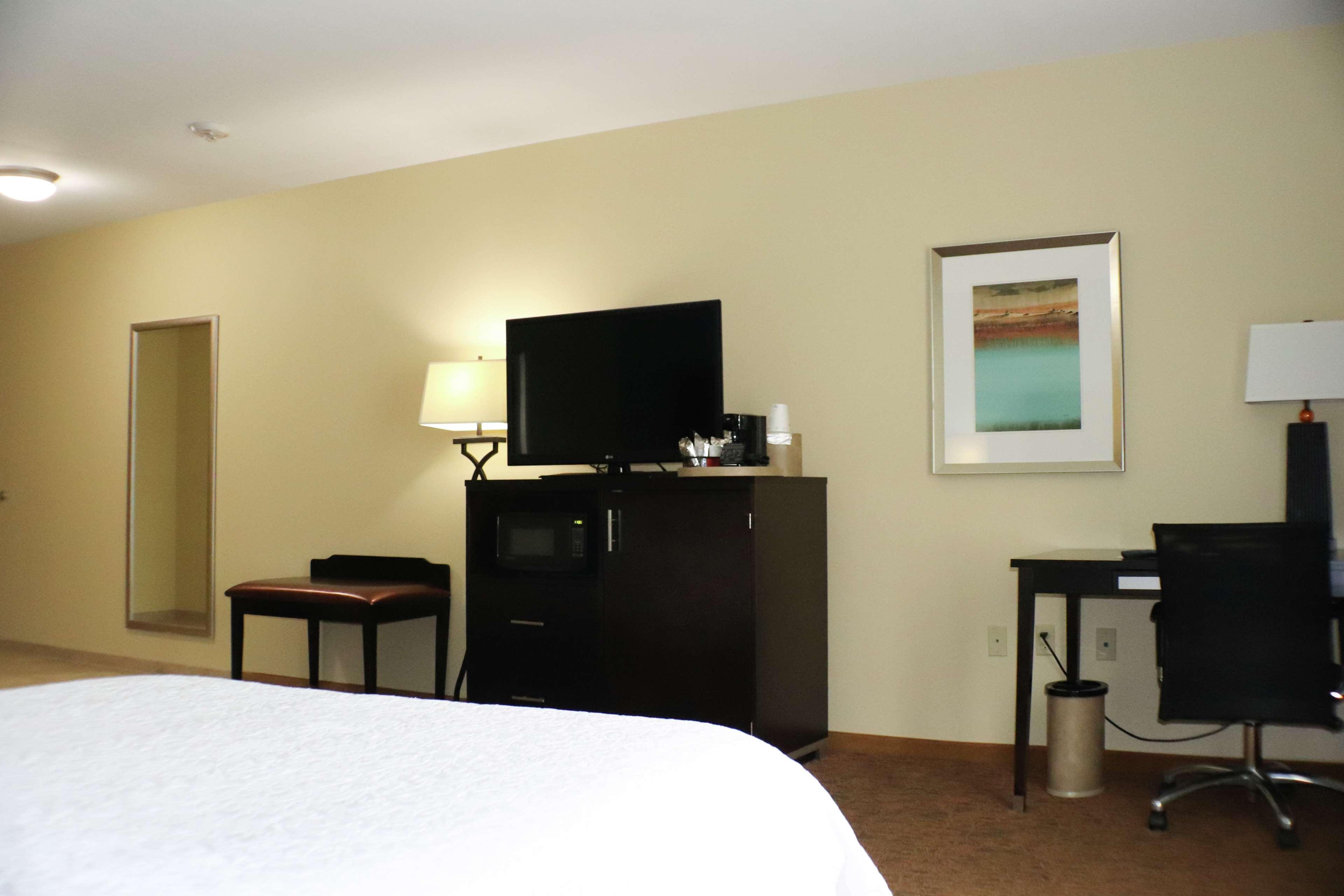 Hampton Oak Hill Hotel