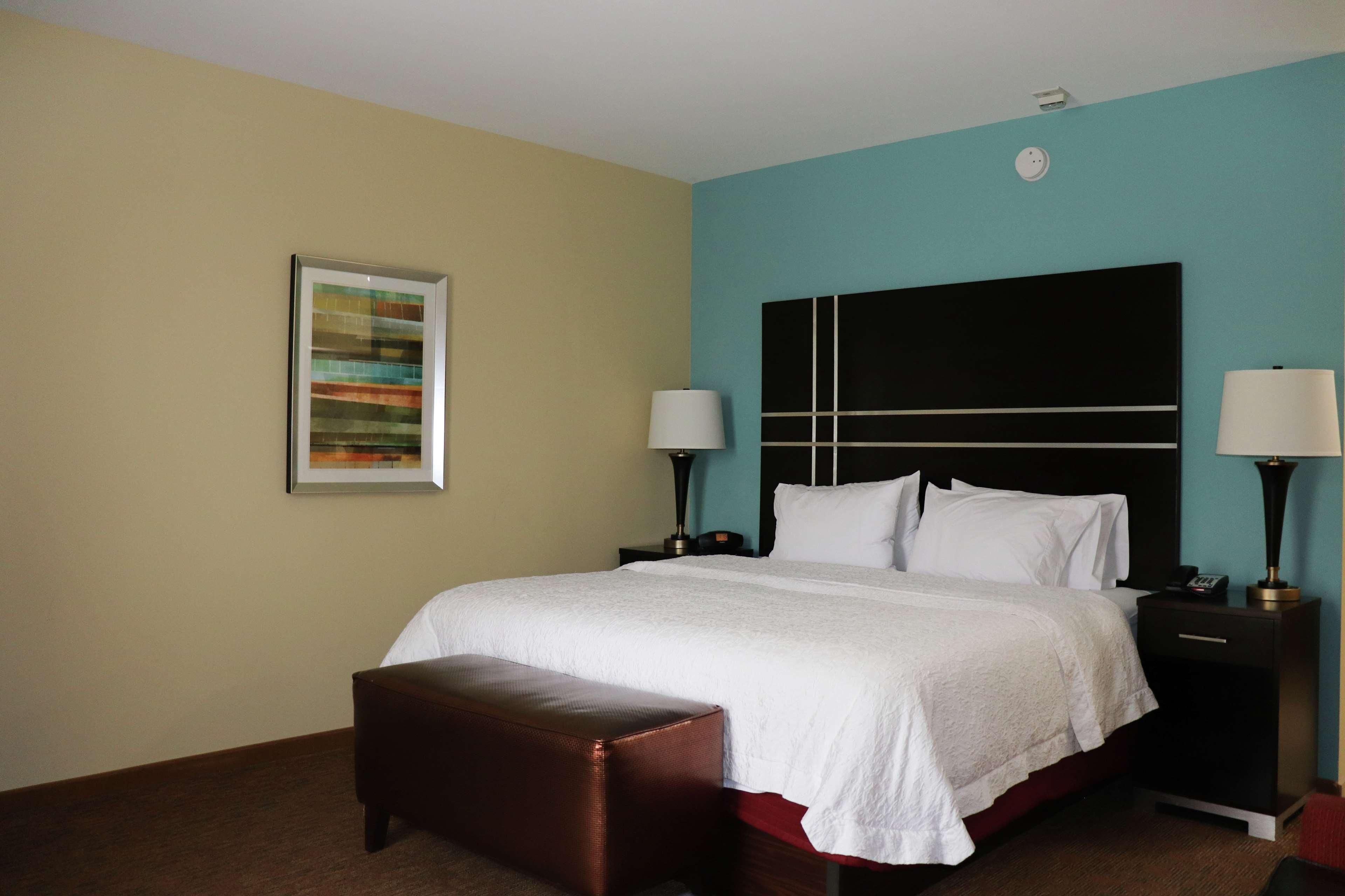 Hotel Hampton Oak Hill