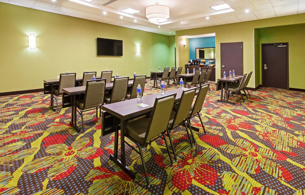 Fairfield And By Marriott Northwest/research Blvd 3* Austin