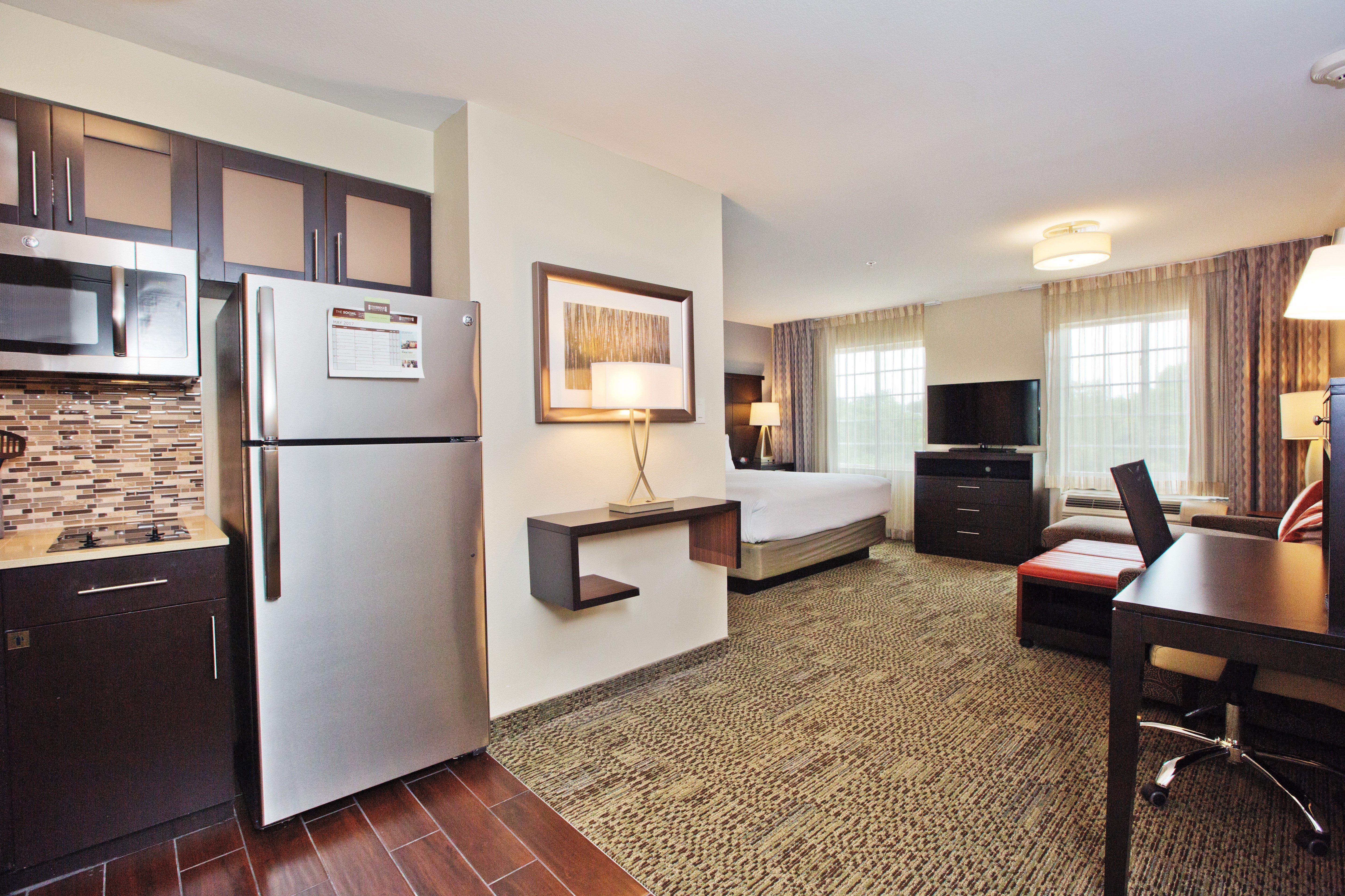 Hotel Staybridge South Interstate Hwy 35 By Ihg 3*