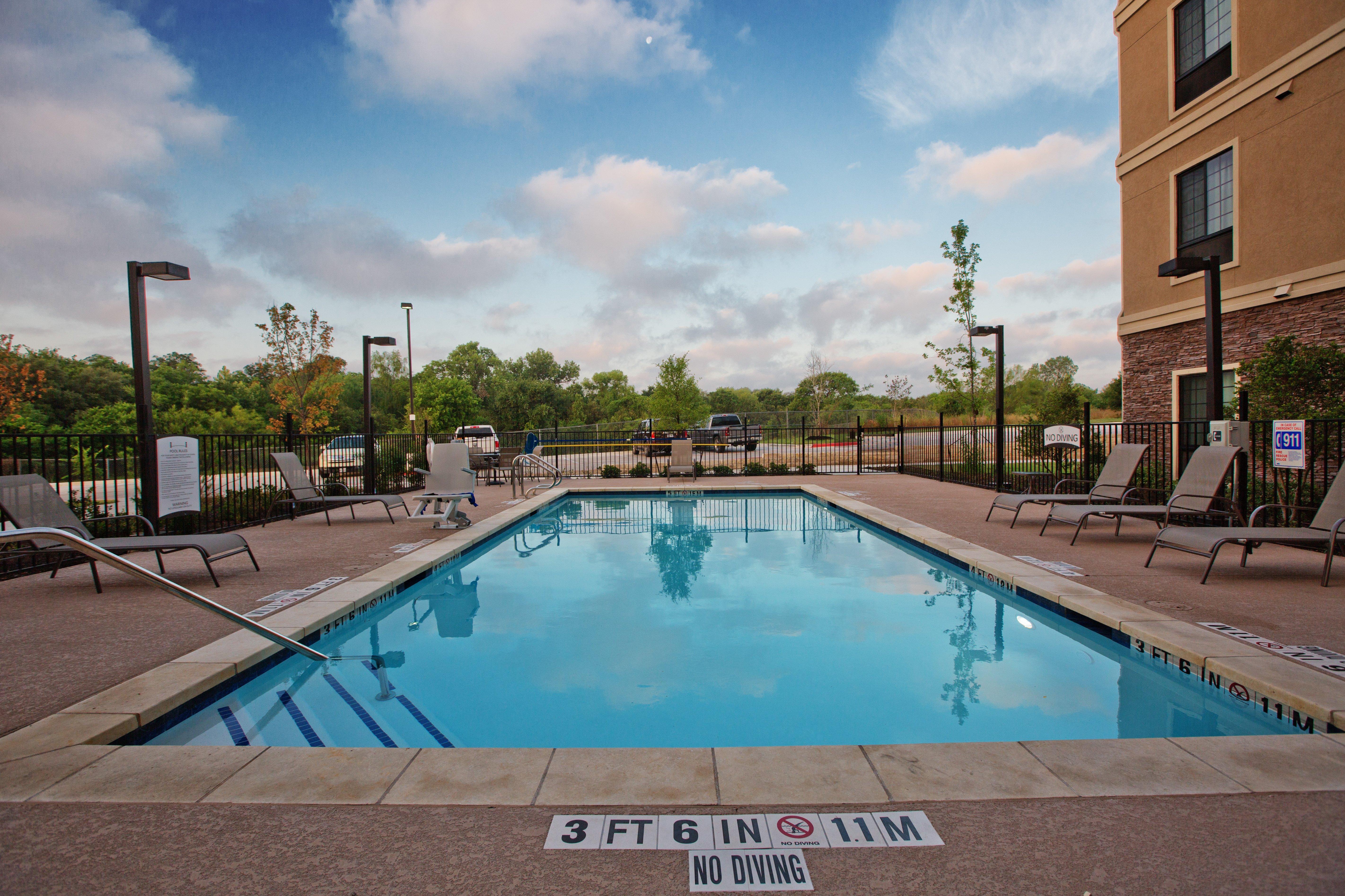 Staybridge South Interstate Hwy 35 By Ihg Hotel Austin