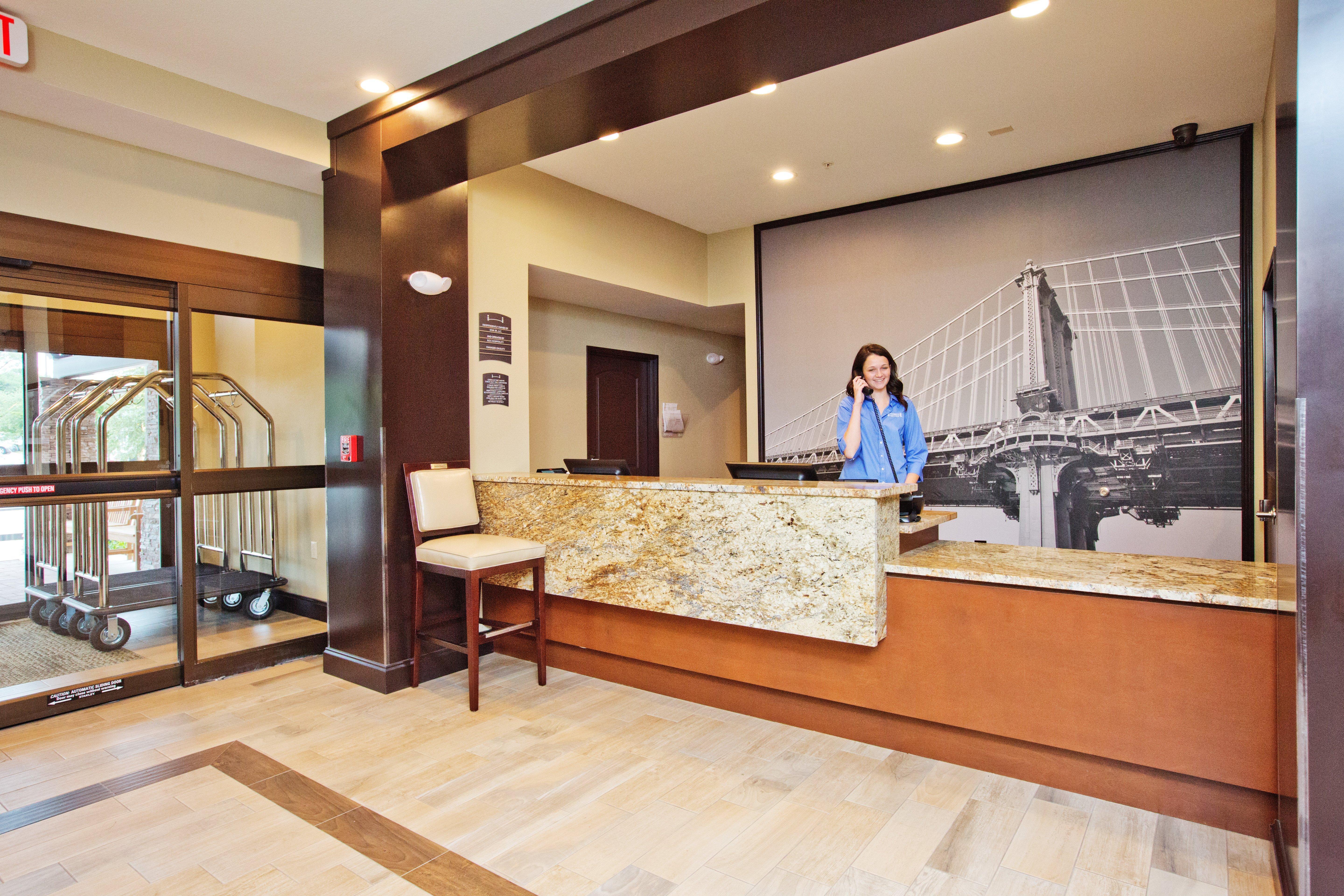 Hotel Staybridge South Interstate Hwy 35 By Ihg