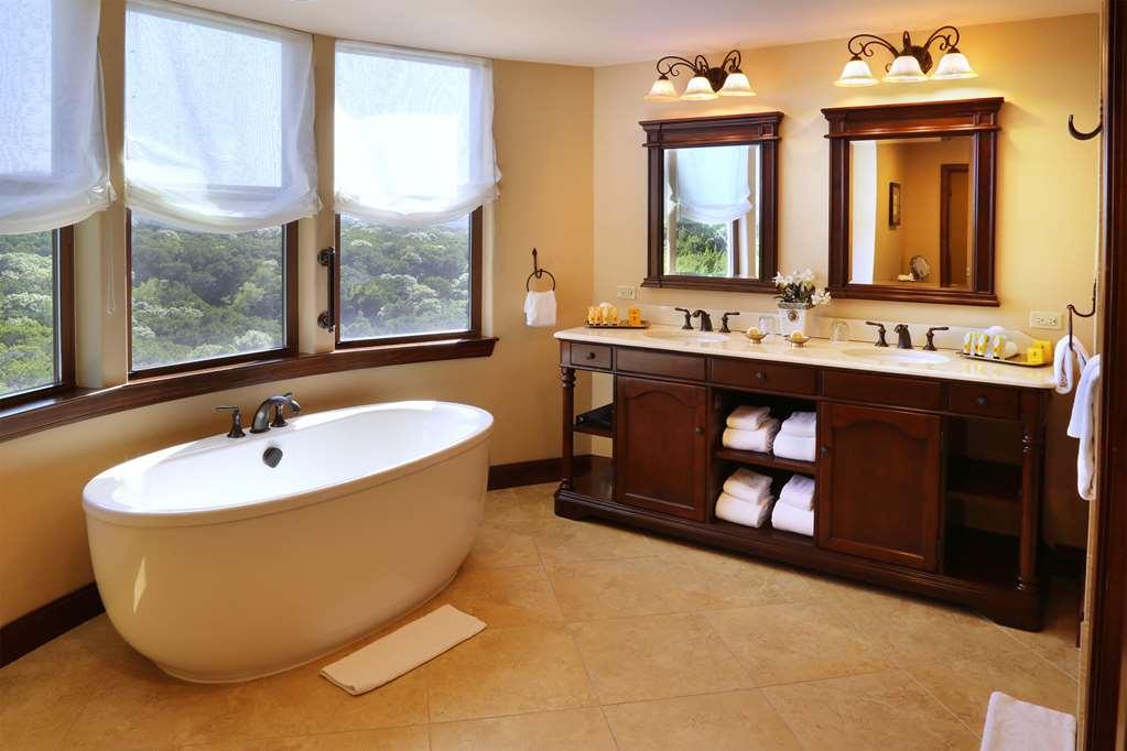 Viata Hotel *
