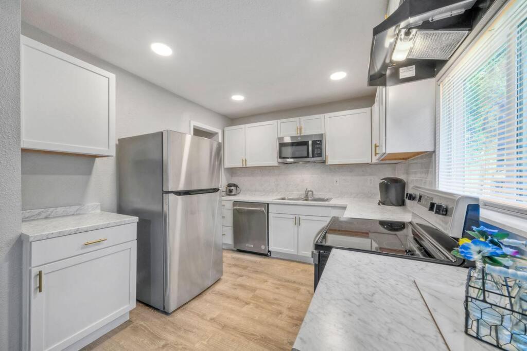 Holiday home Great Value Near Tesla Austin
