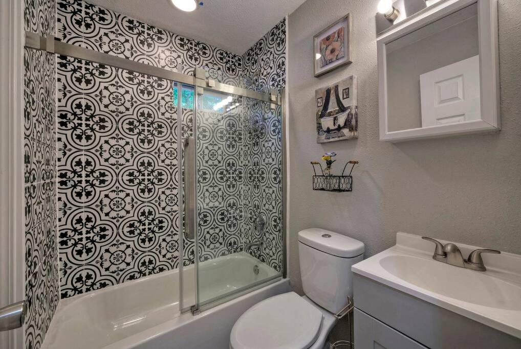 Holiday home Great Value Near Tesla Austin