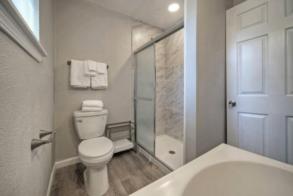 Great Value Near Tesla * Austin