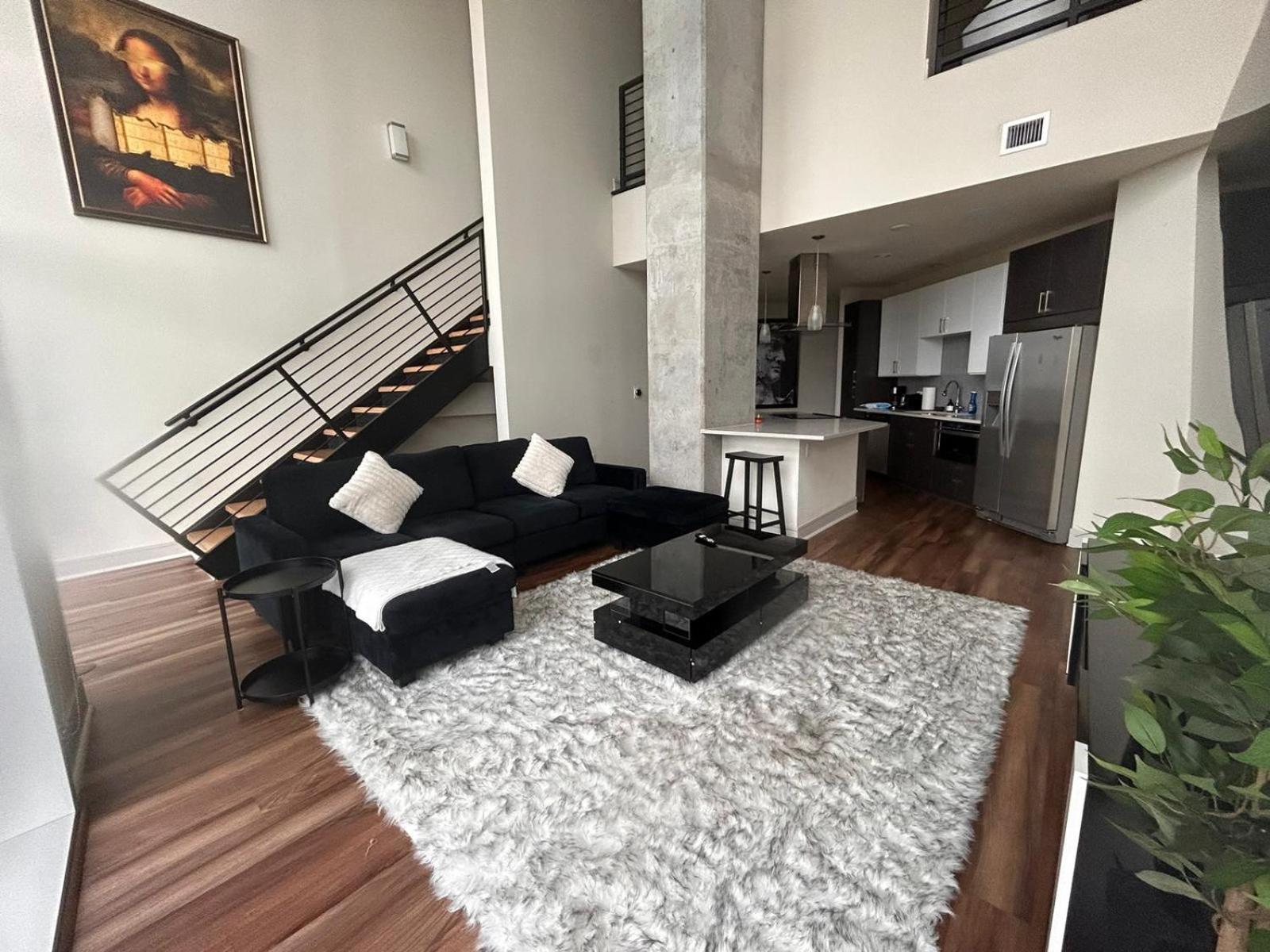 Seize The Extraordinary Elevate Your Lifestyle In Downtown Austin's Pinnacle Penthouse Paradise Austin