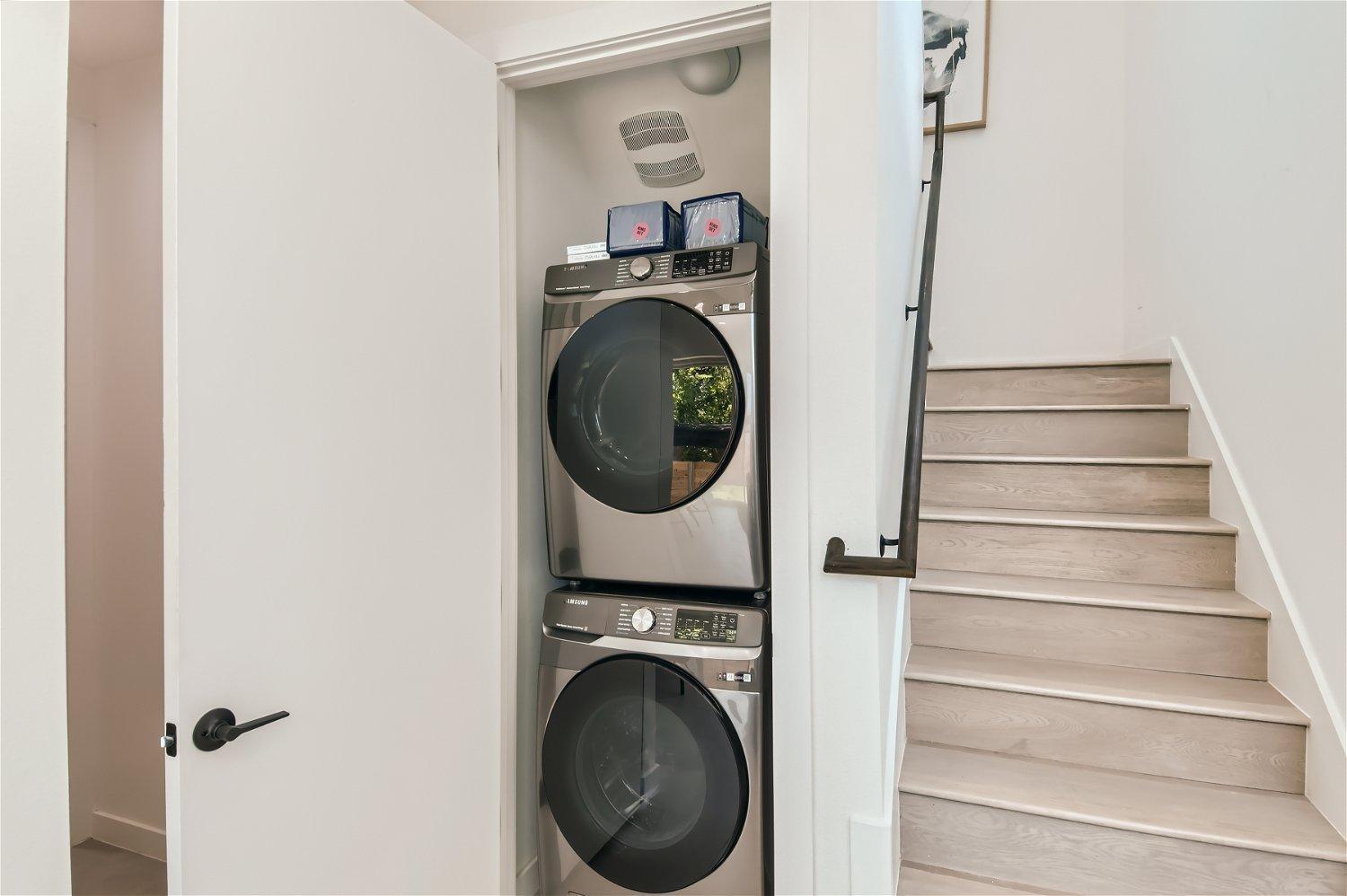 7 Bdrm Compound Near Dt Perfect For Sxsw New Pool March 2025 Holiday home *