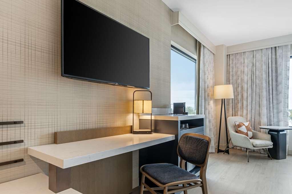 Hotel Cambria Downtown *