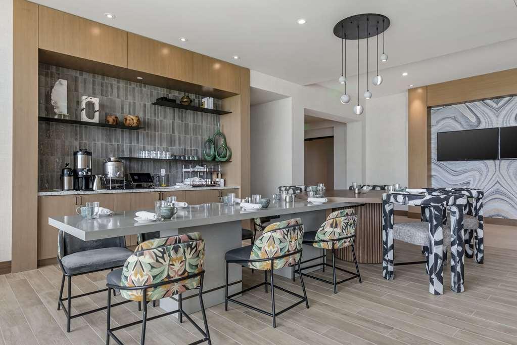 Cambria Downtown Hotel