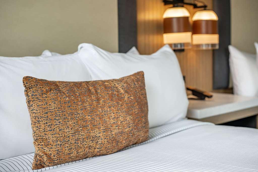 Cambria Downtown Hotel