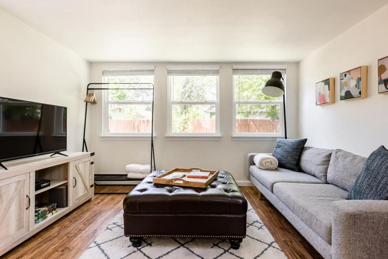Apartment Charming, Cozy Tiny Gem With Hot Tub And Trail Access *