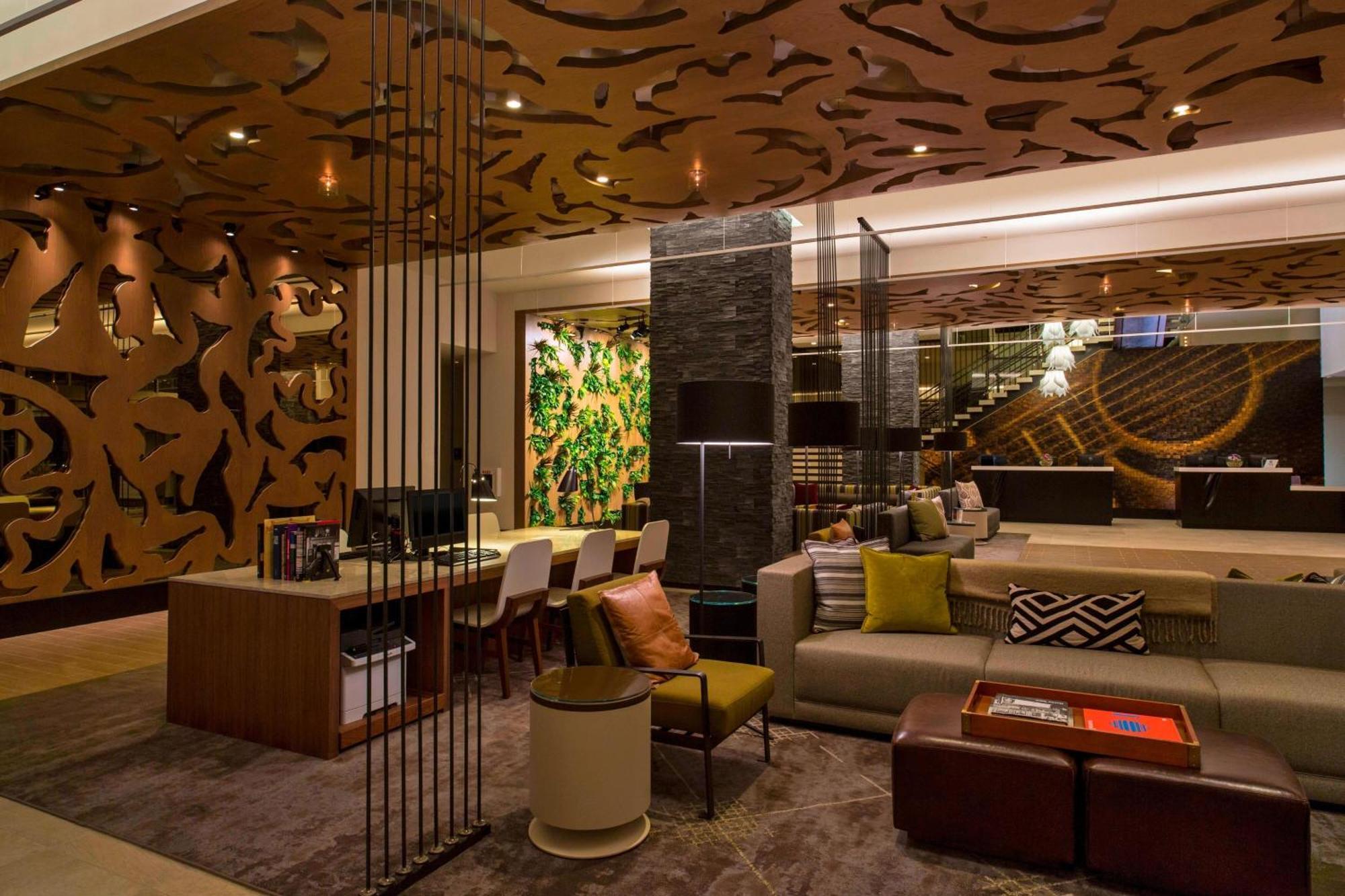 Hotel The Westin Downtown 4*