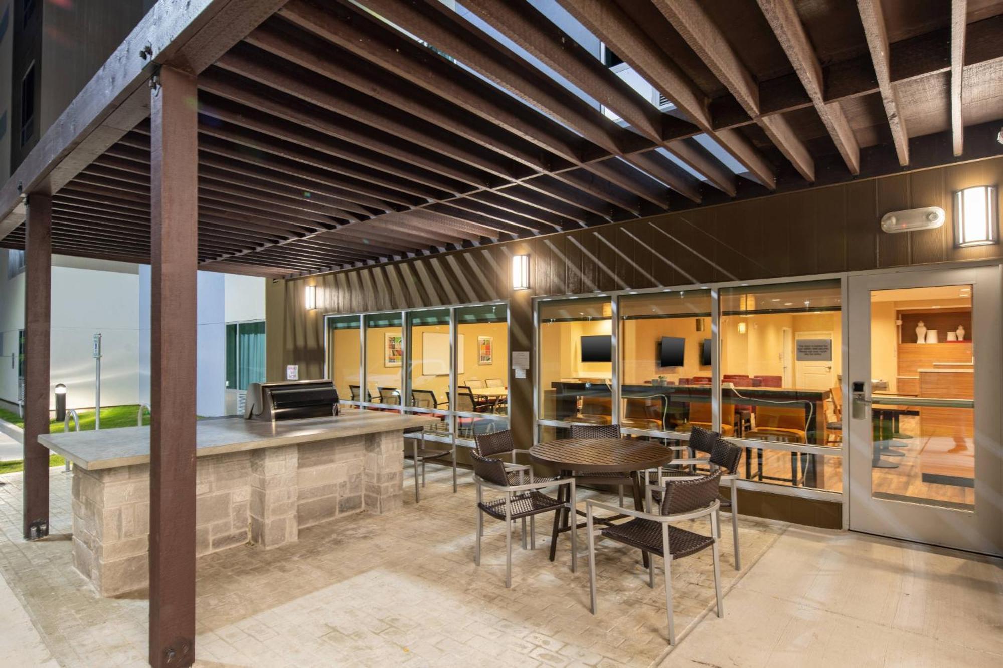 Towneplace South 3*