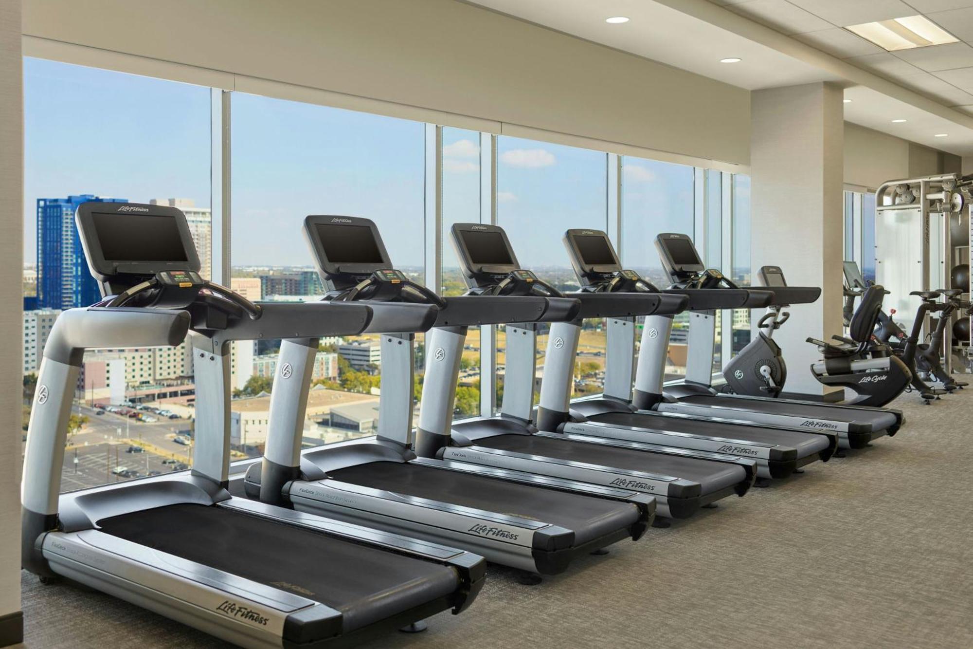 The Westin Downtown 4*