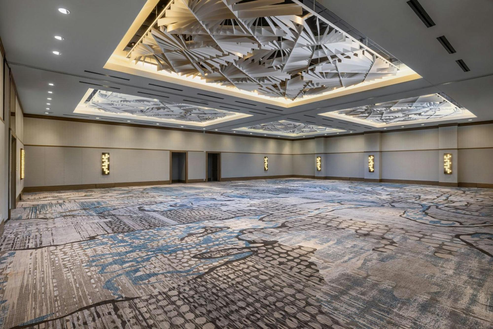 The Westin Downtown Hotel 4*