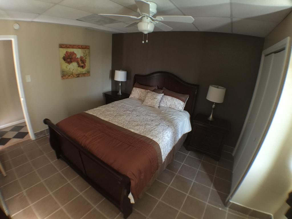 Motor Motel