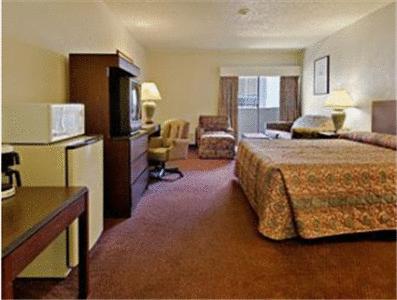 Aae Austin's Travelodge Austin