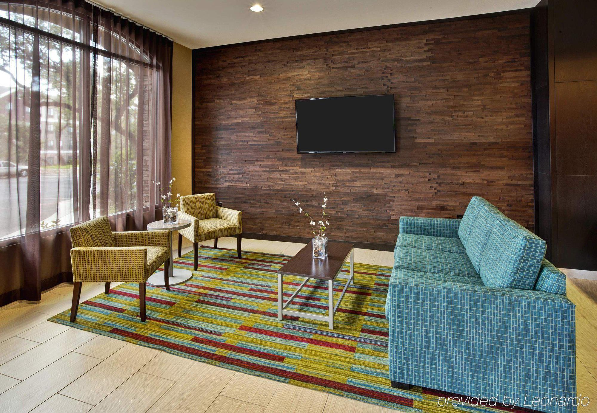 Fairfield And By Marriott Northwest/research Blvd Hotel 3*