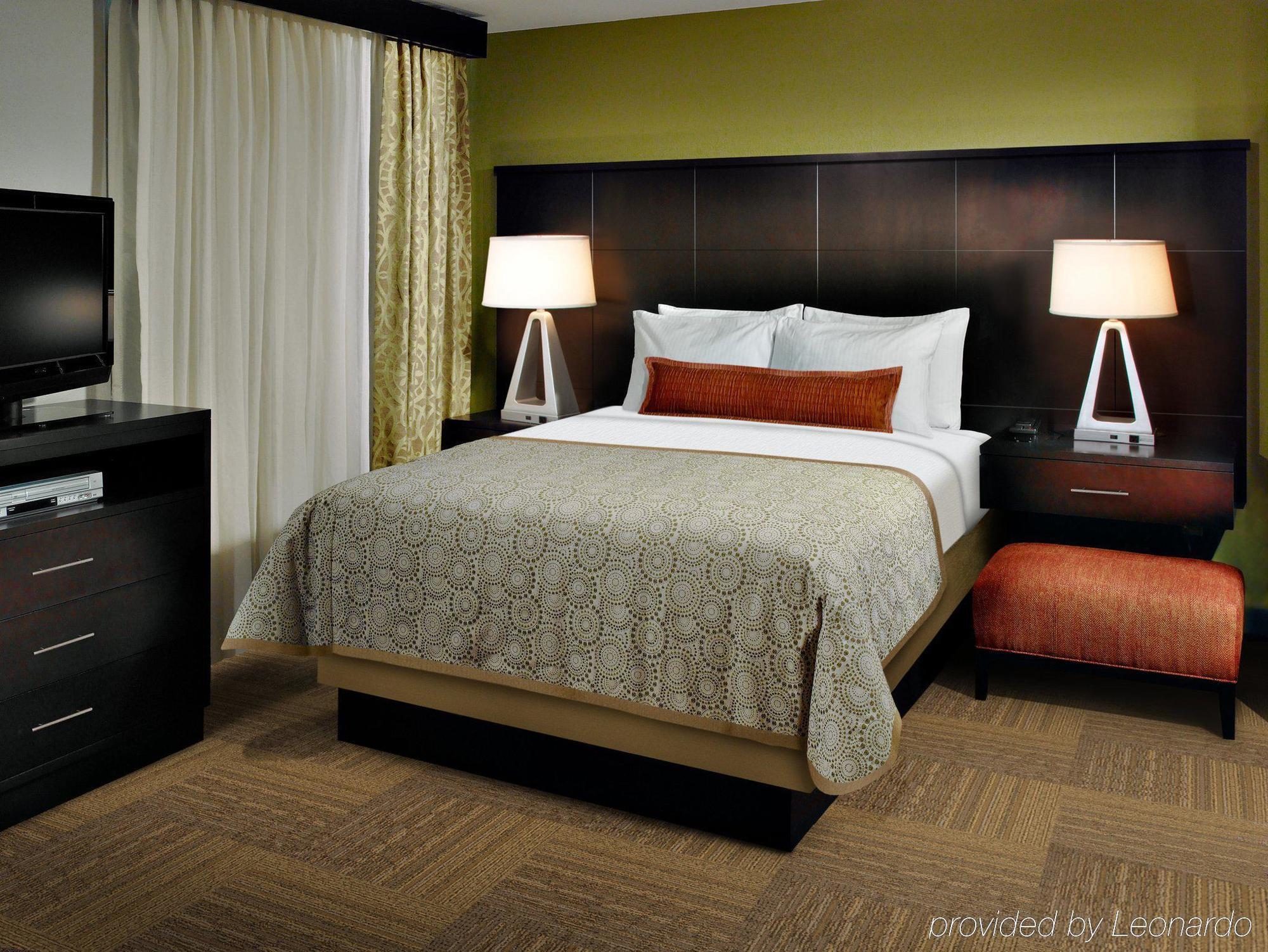 Staybridge South Interstate Hwy 35 By Ihg Hotel 3*