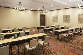 Courtyard Downtown/convention Center 3*