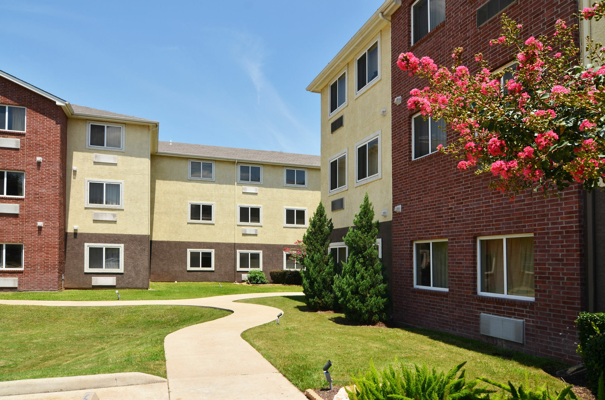 Crestwood Of Austin