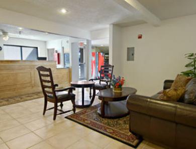 Aae Austin's Travelodge Hotel Austin