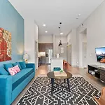 Modern & Chic 1Br Luxury Apts Close To Downtown & Airport