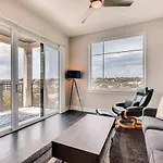 Capitol View Condos - Downtown Austin - Lone Star
