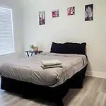 Cozy Home Near Downtown Austin And Airport