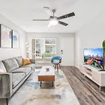 Soco Chic Apartment Suites Close To Downtown