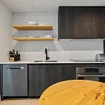 Modern 1Br Condo On Rainey St - Pool & Views