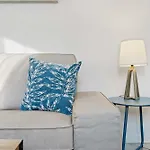 Near Barton Springs And Dt Atx Cozy And Affordable