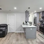 Modern Family Home Near Sxsw And Acl
