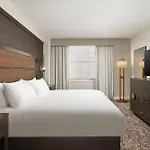 Doubletree Suites By Hilton Austin Downtown Capitol