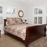 Adams House Bed & Breakfast