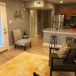 Verandas At Uptown