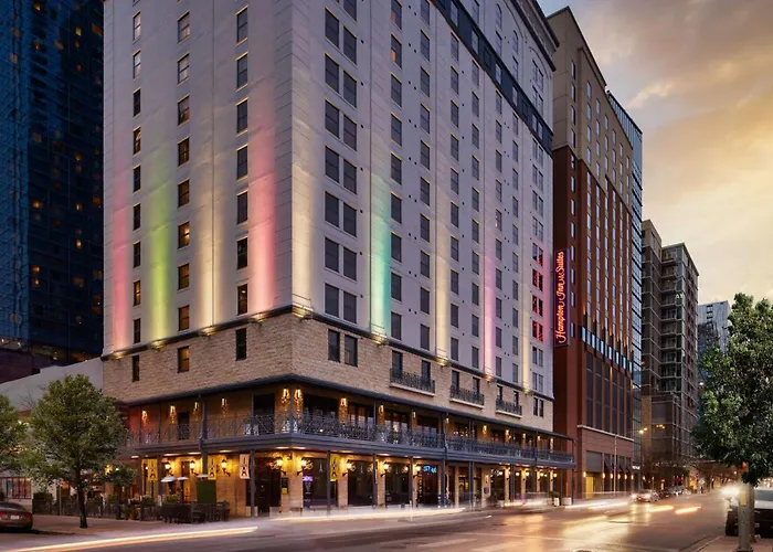 Hampton Inn & Suites Austin-Downtown/Convention Center