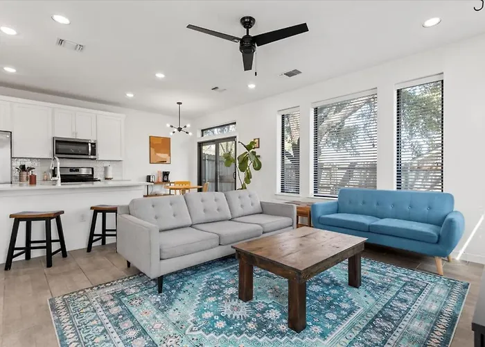 Stunning 3Br Home In Desirable Austin Location