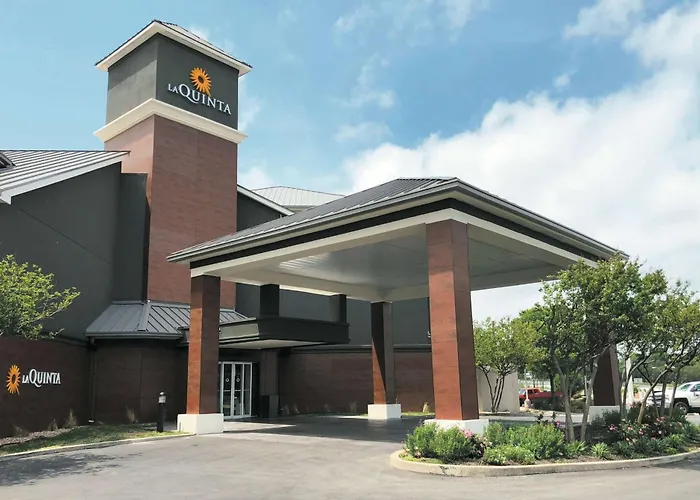 La Quinta By Wyndham Austin Airport