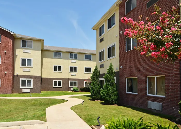 Crestwood Suites Of Austin