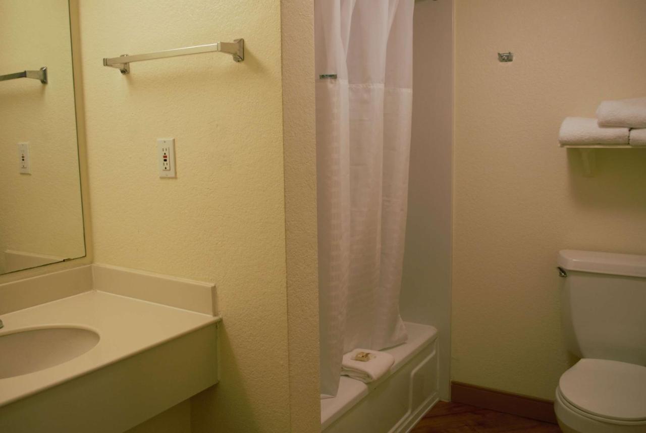 La Quinta By Wyndham Capitol / Downtown Hotel
