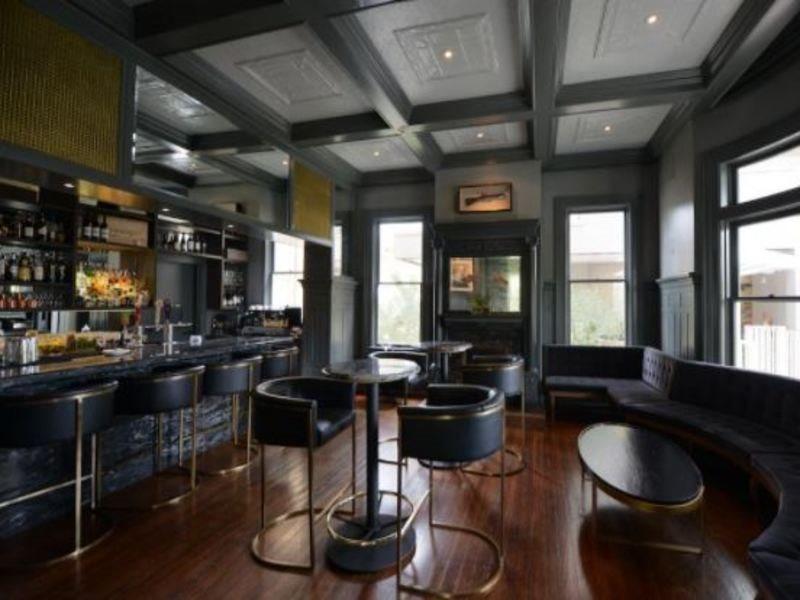 Ella Hotel 4*