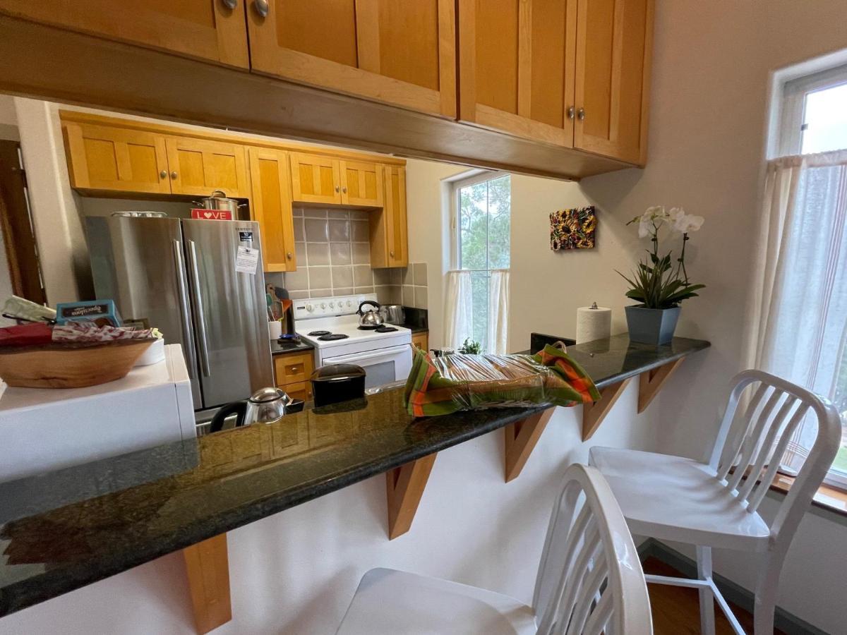Bed & Breakfast The Rivery Retreat, Choose From Luxury Or In Hill Country