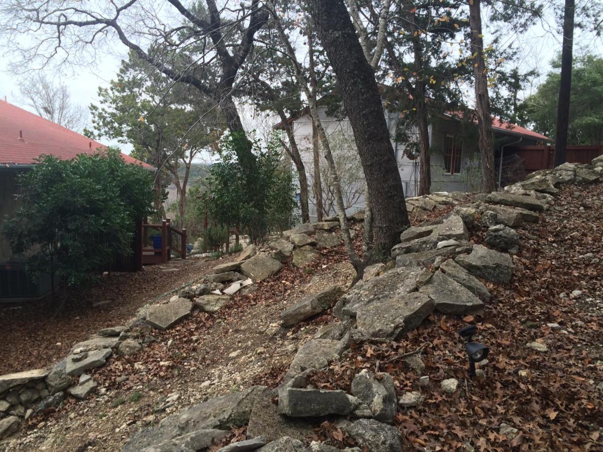 Bed & Breakfast The Rivery Retreat, Choose From Luxury Or In Hill Country