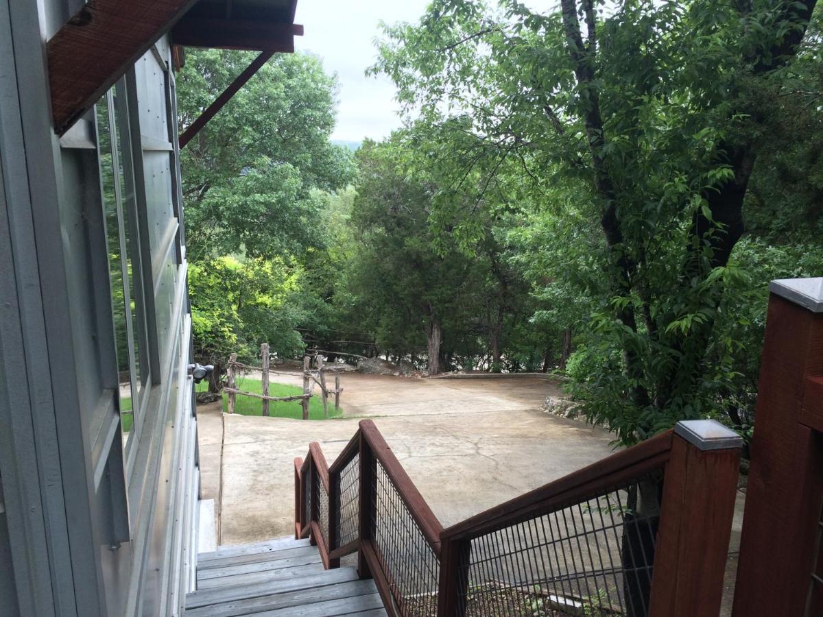 The Rivery Retreat, Choose From Luxury Or In Hill Country