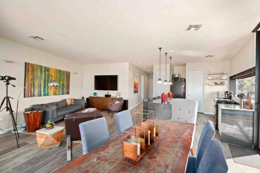 Architectural Dream In Trendy East *