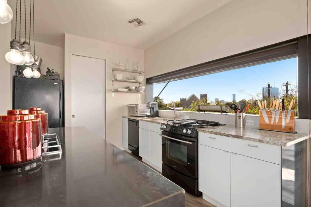 Holiday home Architectural Dream In Trendy East