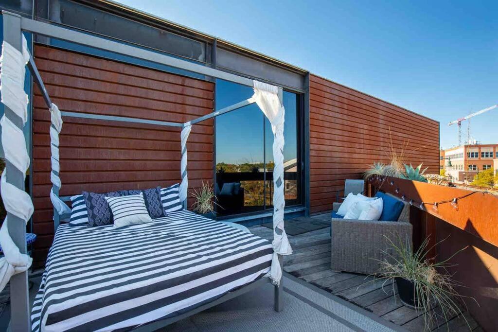 Architectural Dream In Trendy East *