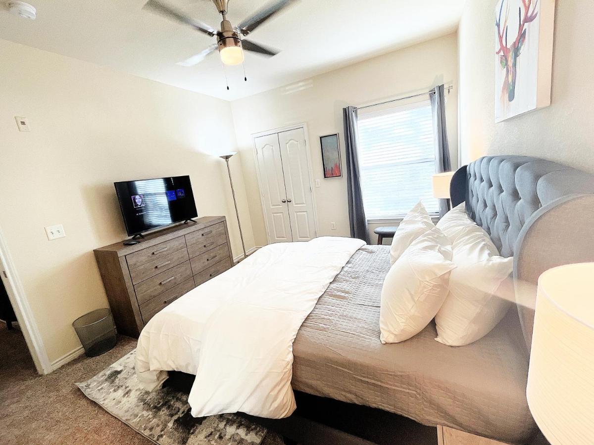 Stayspro Marilyn Monroe City Furnished Apts Austin